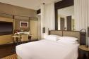 Тур Grand Hyatt Abu Dhabi Hotel & Residences Emirates Pearl -  Фото 20